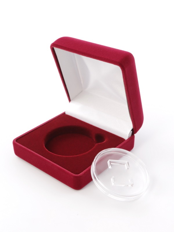  Футляр (80х80х40 мм) для одной монеты в капсуле (диаметр 46 мм), светло-бордовый