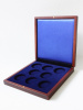 Деревянный футляр (190х196х32 мм) для 8 монет в капсулах (диаметр 44 мм). Синий