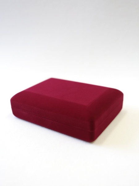  Футляр (142х102х42 мм) под набор монет (1 капсула d-46 мм, 1 капсула d-74 мм), светло-бордовый