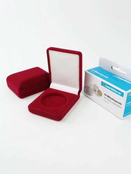  Футляр (61х79х32 мм) для монеты, медали диаметром 39 мм и 40 мм в капсуле Leuchtturm (диаметр ячейки 45 мм), светло-бордовый