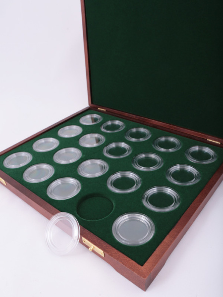  Футляр деревянный Vintage S (305х247х40 мм) на 20 монет в капсулах (диаметр 44 мм), зелёный