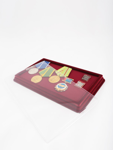 Планшет M (150х239х20 мм) на 1 ячейку (118х207х16 мм) с поролоновой вставкой, тёмно-бордовый