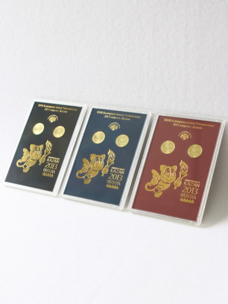  Подарочный набор «XXVII Всемирная летняя Универсиада 2013 года в г. Казани», (русский текст), Вид 2 (в пластике), тёмно-бордовый