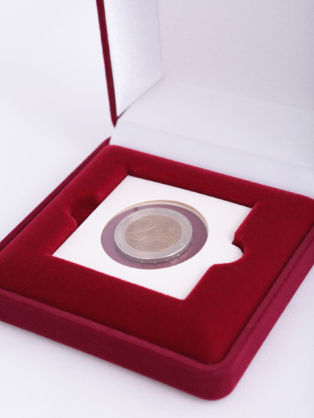  Футляр (92х92х40 мм) для монеты в холдере, светло-бордовый