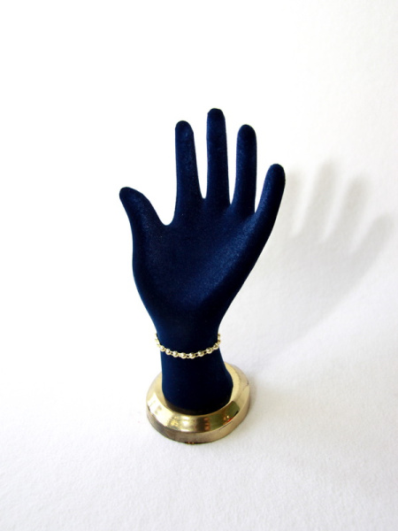 Флокирование подставок для колец