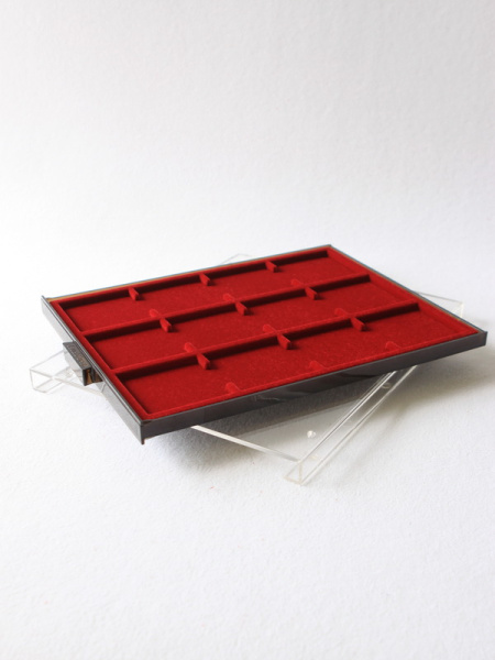  Кассета МВ на 12 ячеек под пластиковые капсулы для памятных монет СССР (64х64х6 мм), светло-бордовый