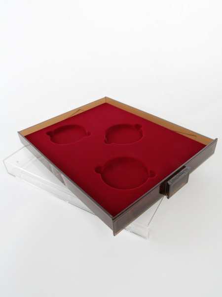  Кассета XL для 3 монет в капсулах d-74 мм, светло-бордовый