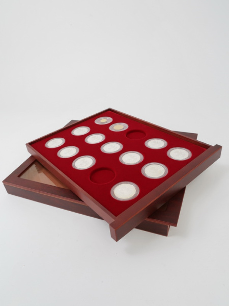  Витрина LOUVRE для 15 монет в капсулах (диаметр 44 мм), светло-бордовый