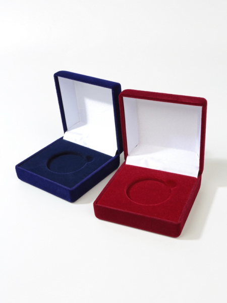 Футляр (76х76х41 мм) для монеты, медали (диаметр 40 мм, толщина 4 мм), светло-бордовый